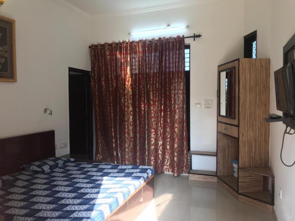 Sai Home Stay Bed & Breakfast- Near Tajmahal Agra  Luaran gambar