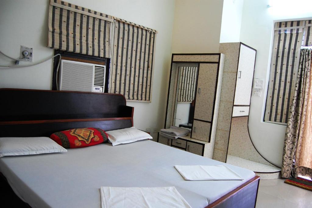 Sai Home Stay Bed & Breakfast- Near Tajmahal Agra  Bilik gambar