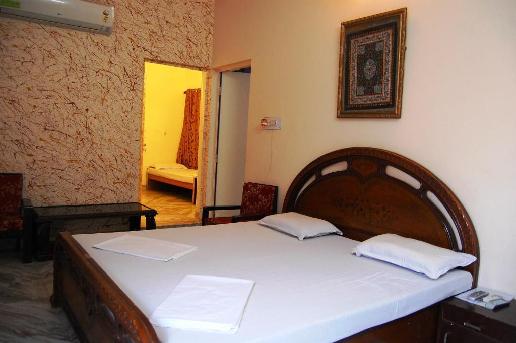 Sai Home Stay Bed & Breakfast- Near Tajmahal Agra  Bilik gambar